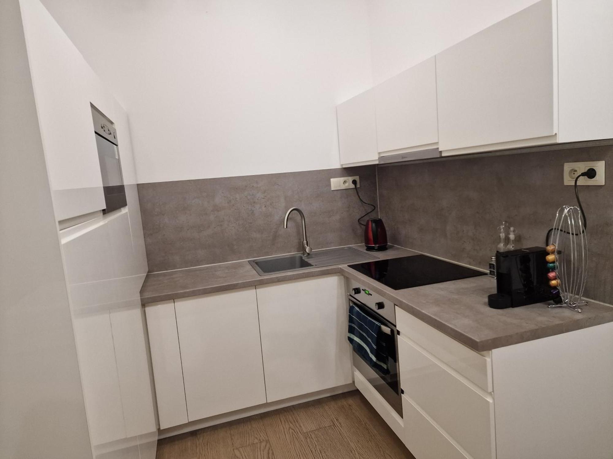 Stylish Panorama City Family Suite Братислава Екстер'єр фото