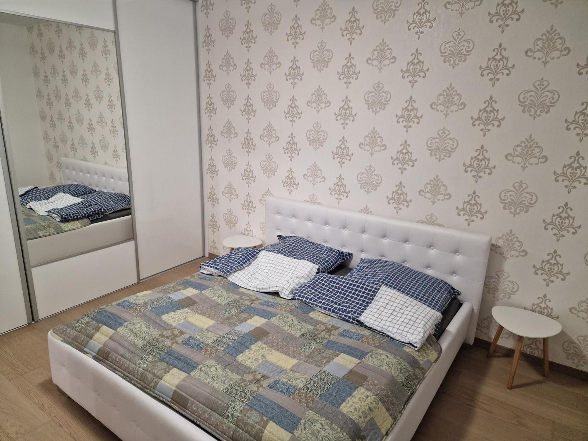 Stylish Panorama City Family Suite Братислава Екстер'єр фото